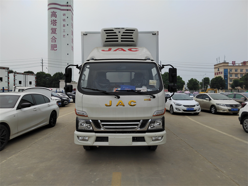 國(guó)六 江淮帥鈴E4.2米可拆卸式肉鉤冷藏車(chē)